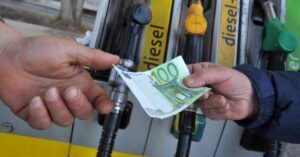 Prezzi carburanti: aumenti spropositati per benzina e diesel