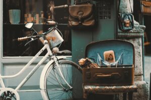 Come aprire un negozio vintage online. I consigli di Vidra